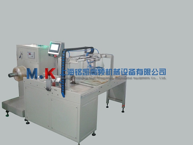 桶膜自動(dòng)切料機(jī)